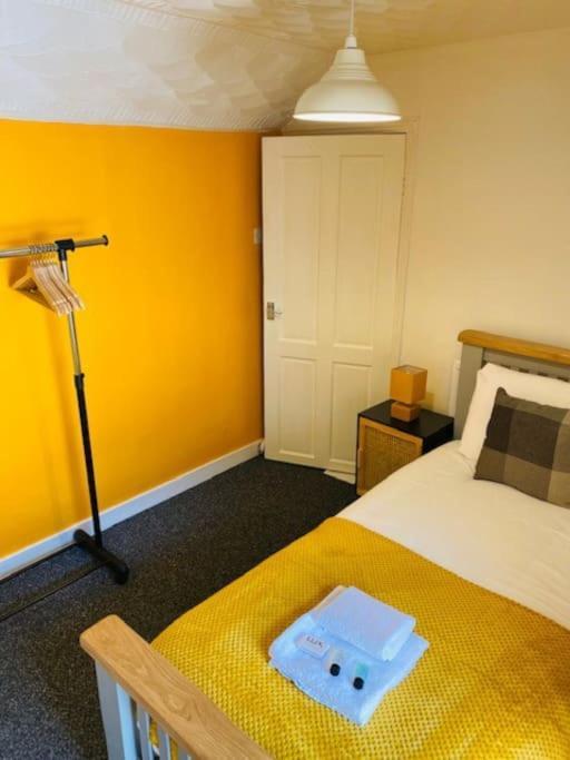 Vila Goldcroft Abertillery Exteriér fotografie
